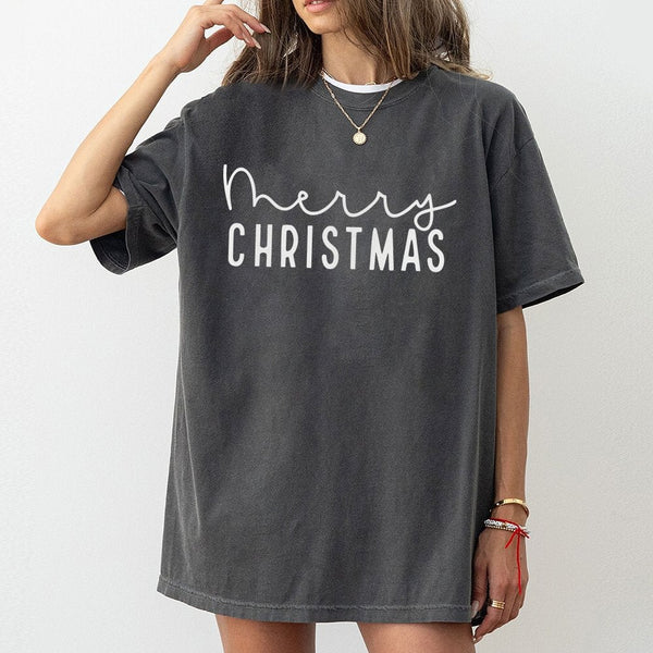 Minimalist Typographic Holiday Shirt, Merry Christmas T-Shirt, Retro Festive Xmas Graphic Tee, Seasonal Christmas Graphic T-S